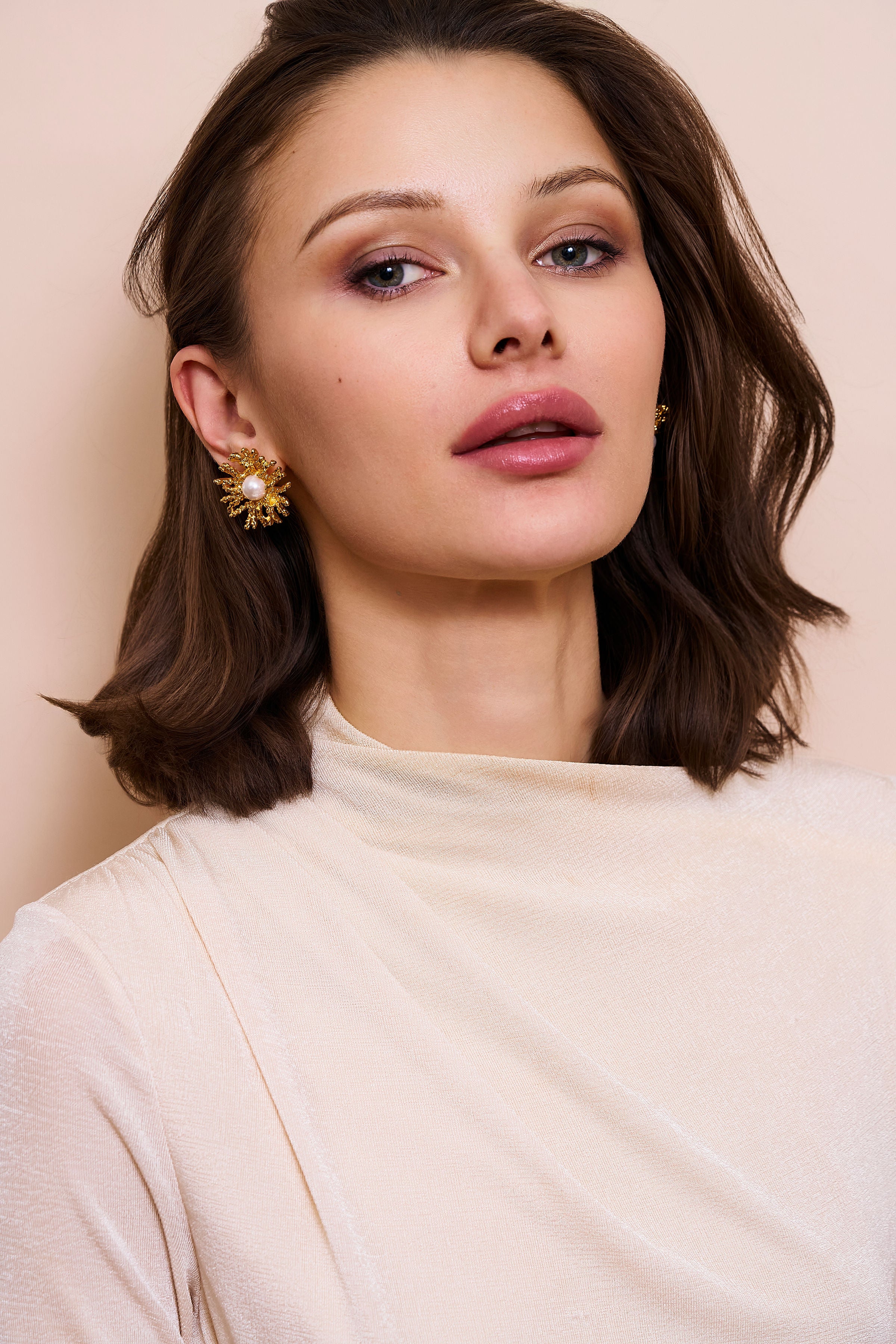 Coral Reef Pierced Earrings - Pearl Center