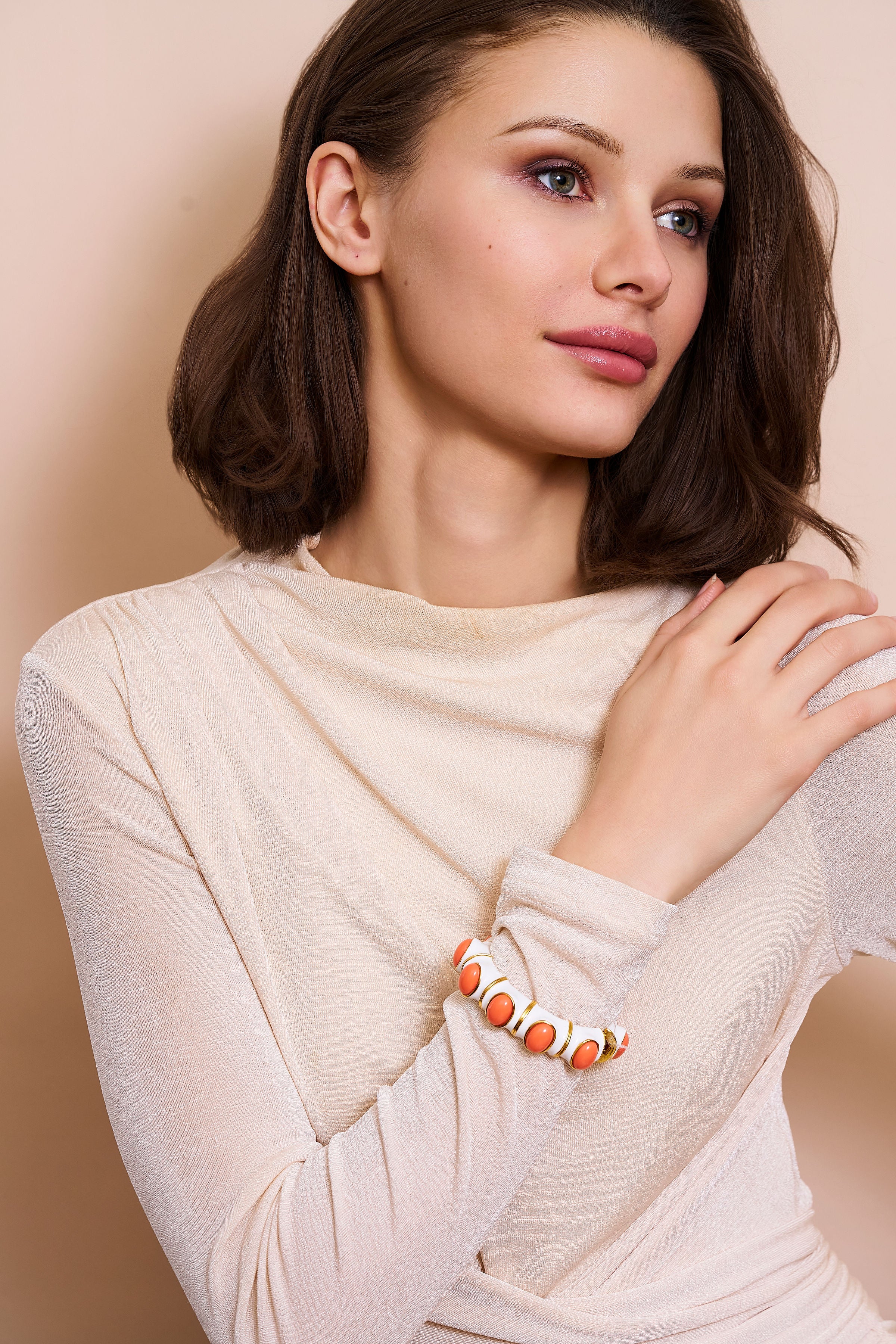 White & Coral Cabochons Bracelet