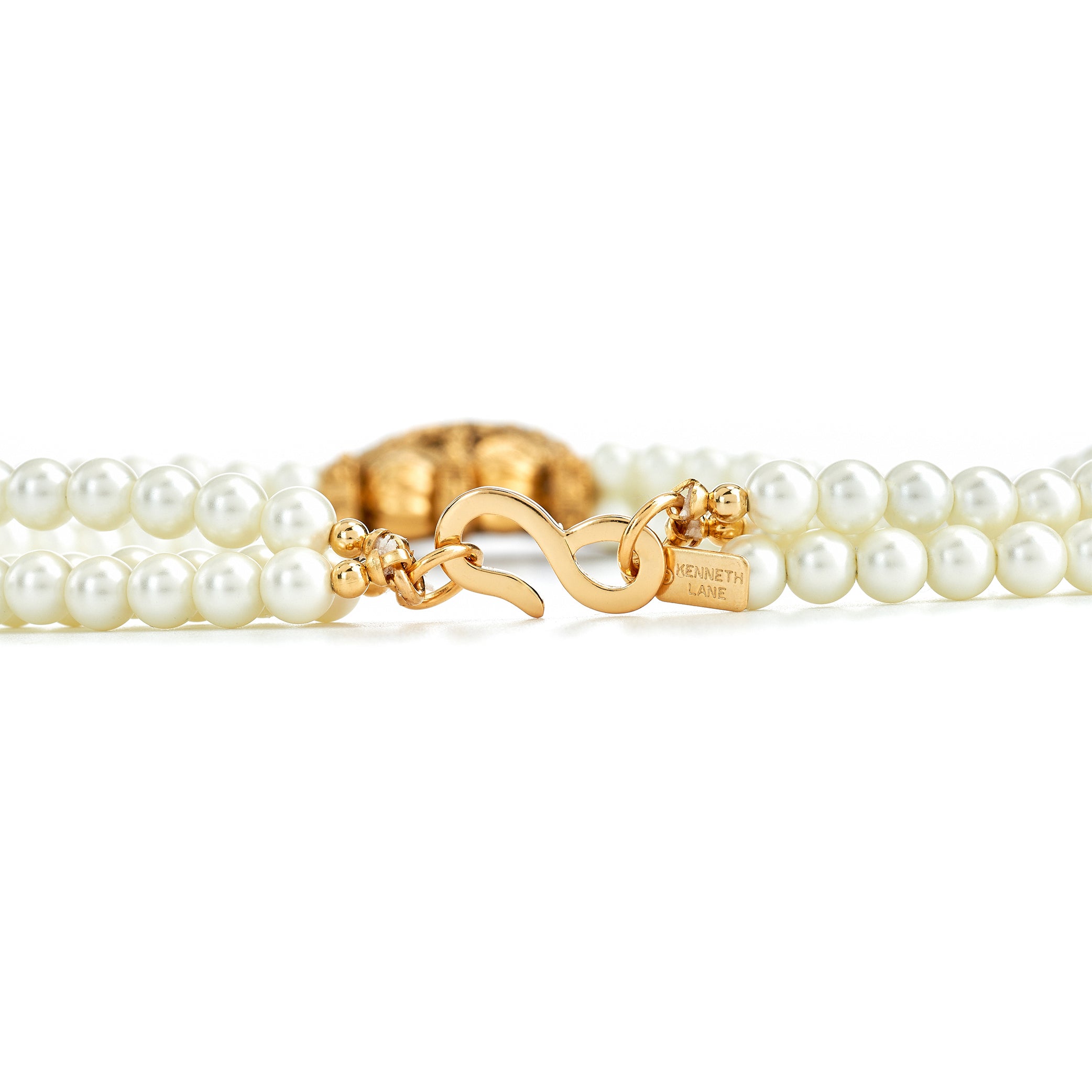Pearl and Gold Pendant Necklace