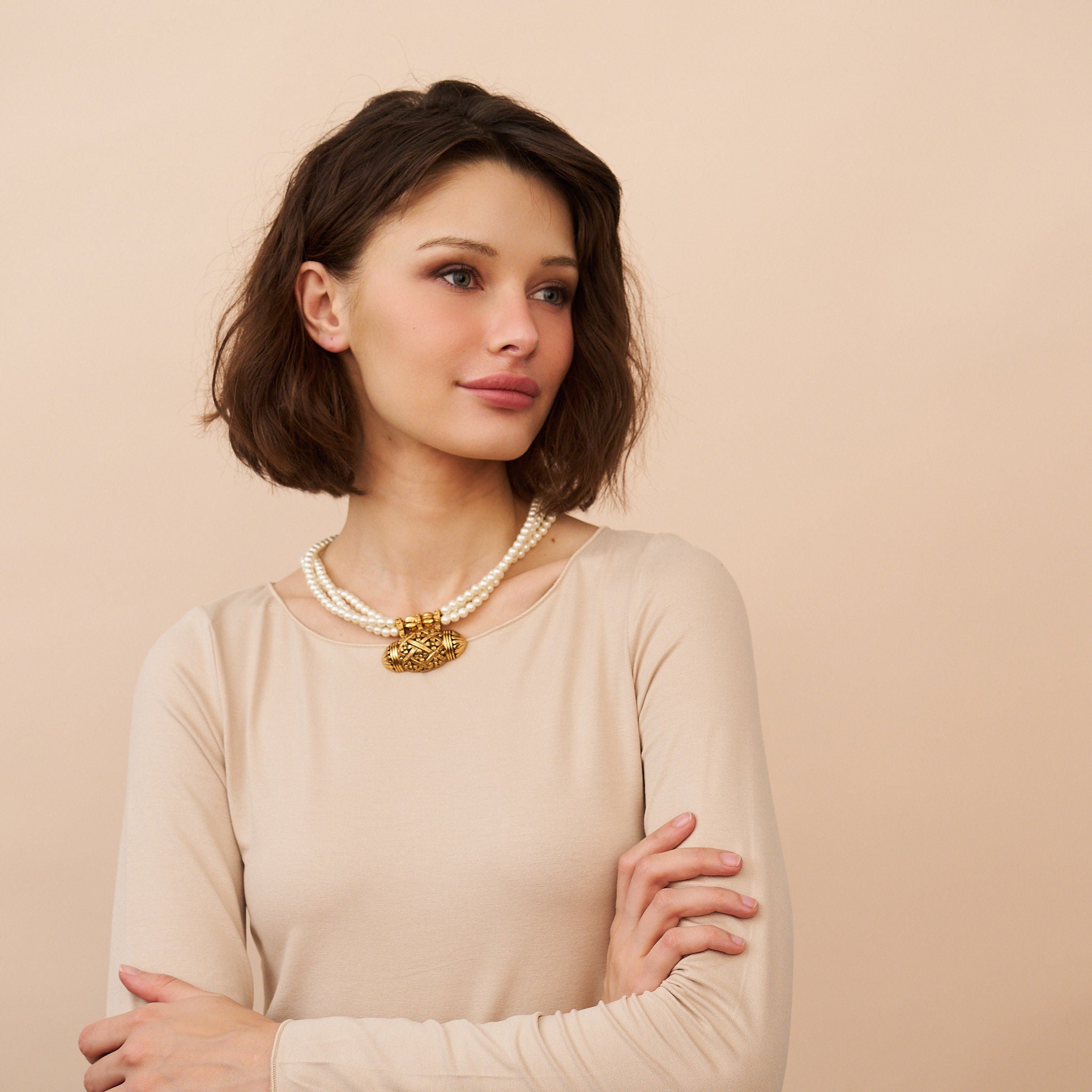 Pearl and Gold Pendant Necklace