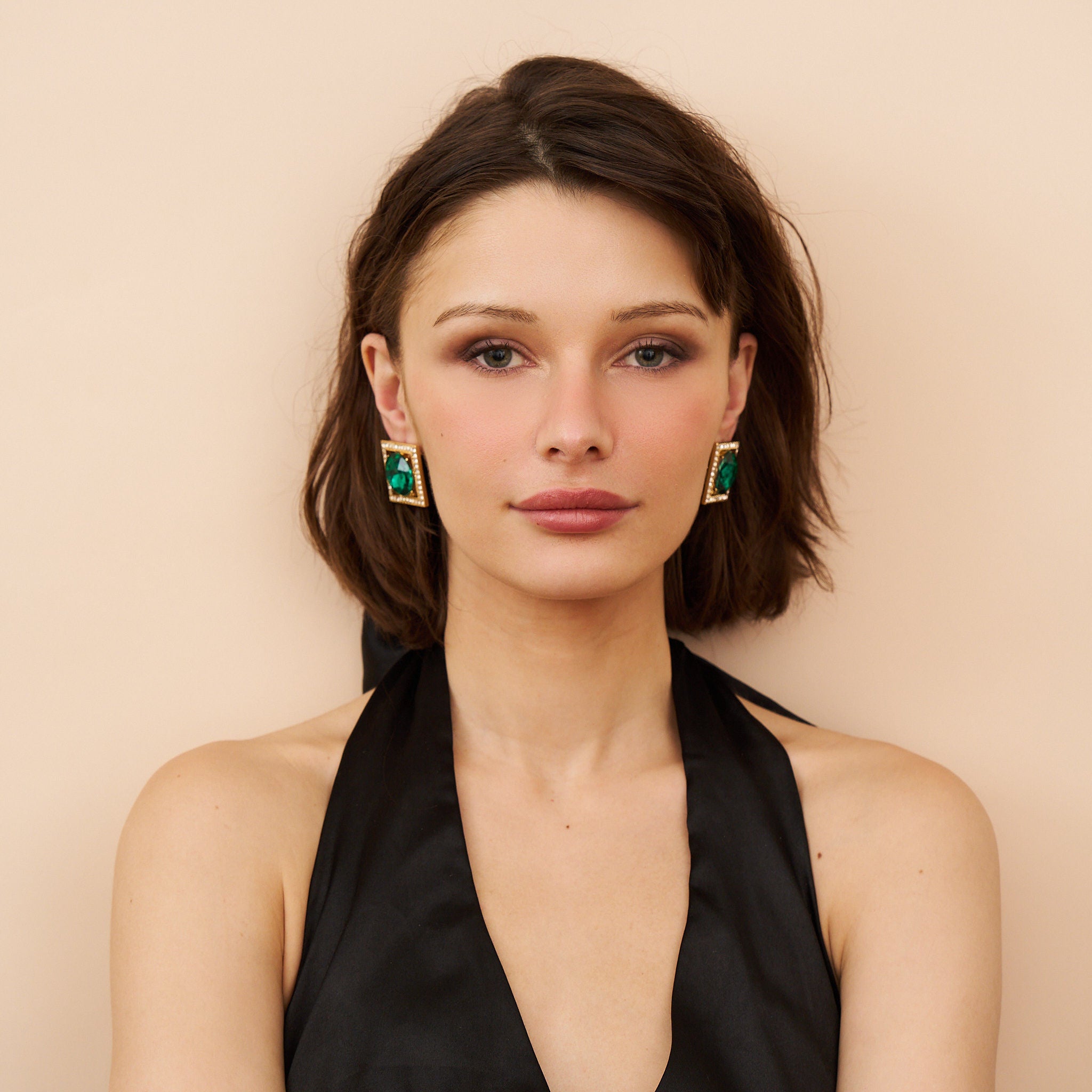 Emerald Square Pierced Earrings