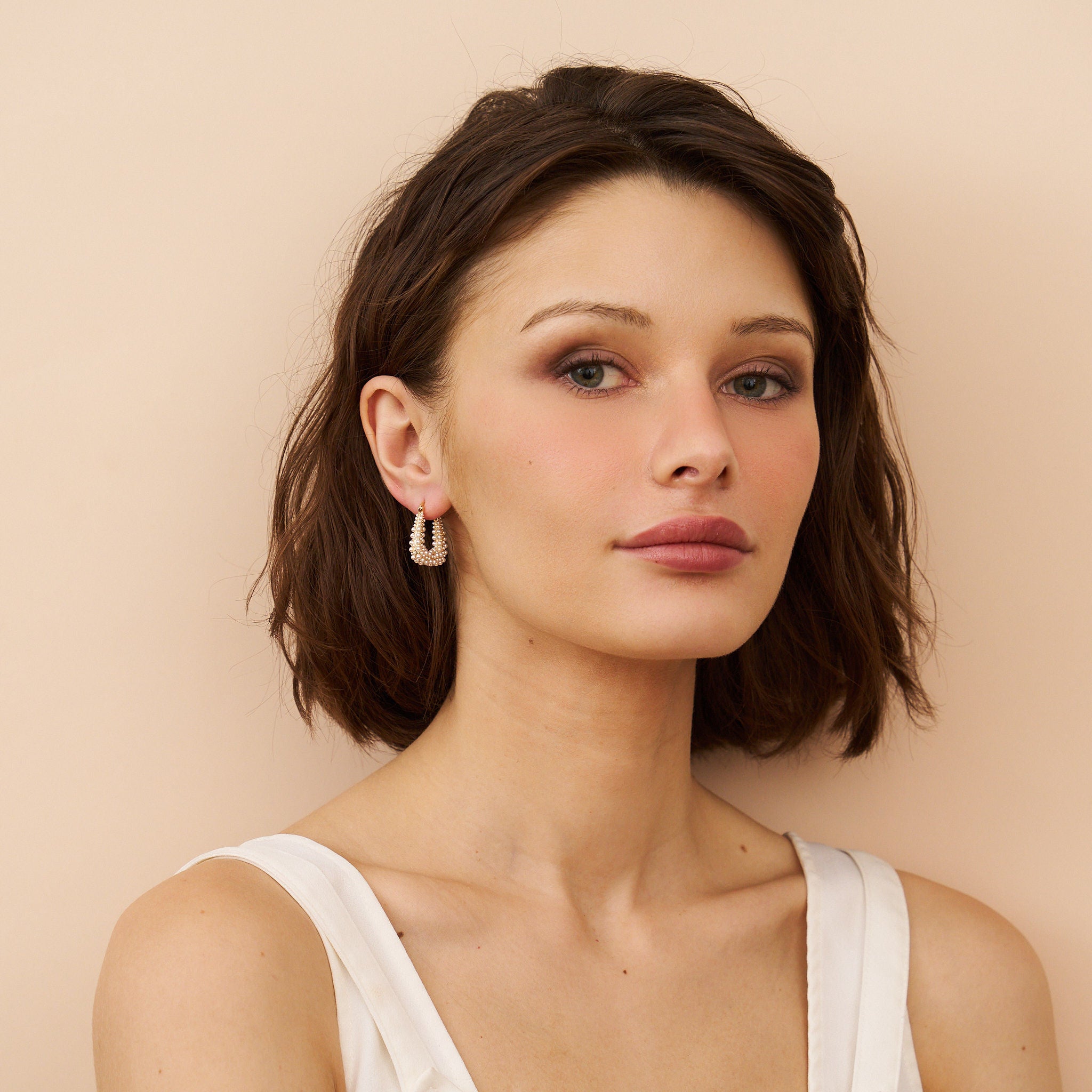 Pearl Cluster Triangle Pierced Earrings