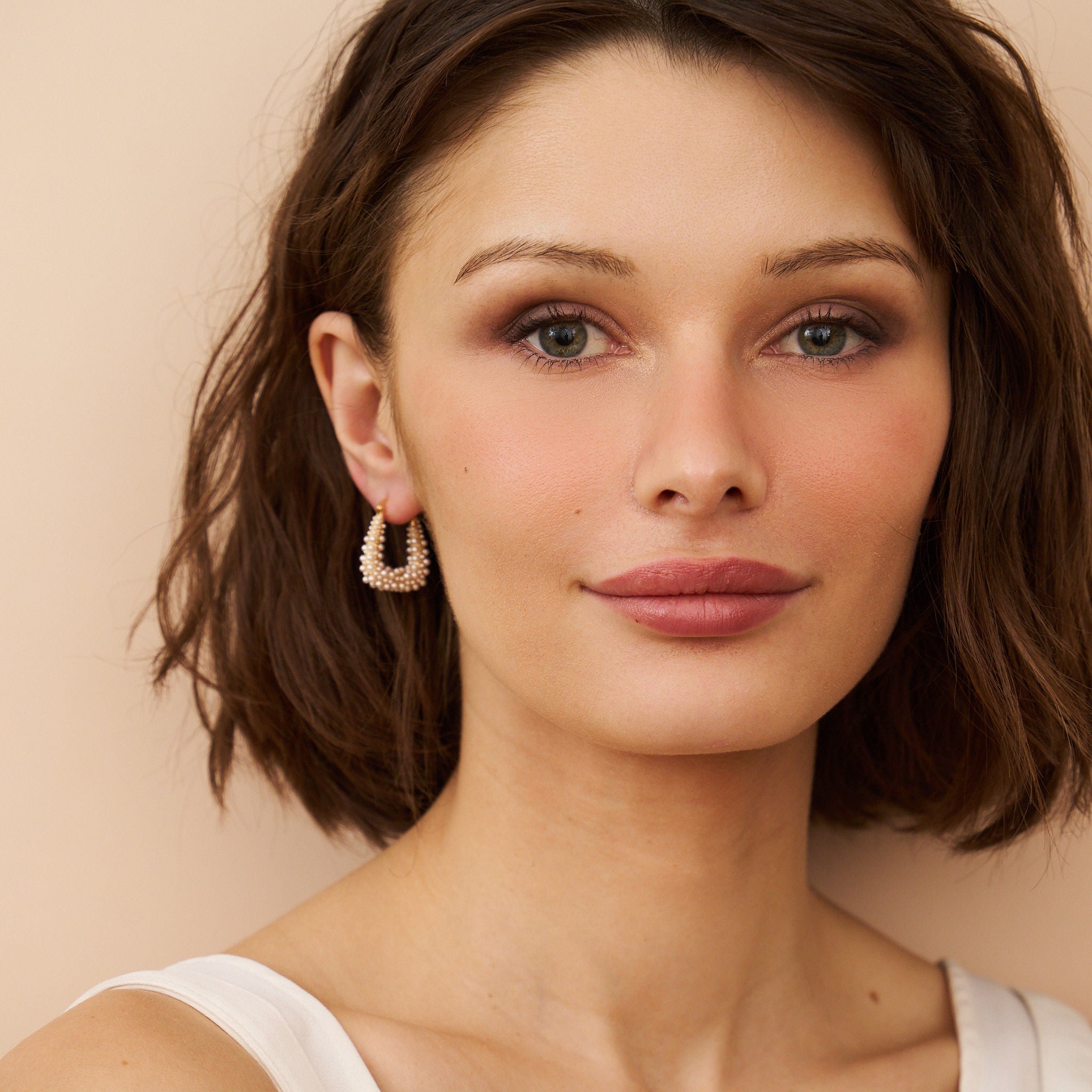 Pearl Cluster Triangle Pierced Earrings