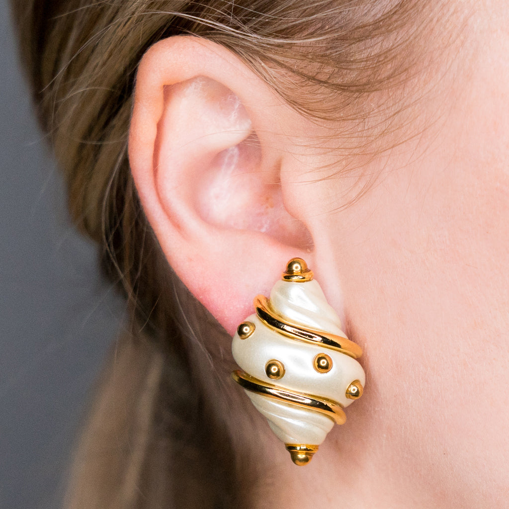 Pearl Shell Gold Dots Clip Earrings