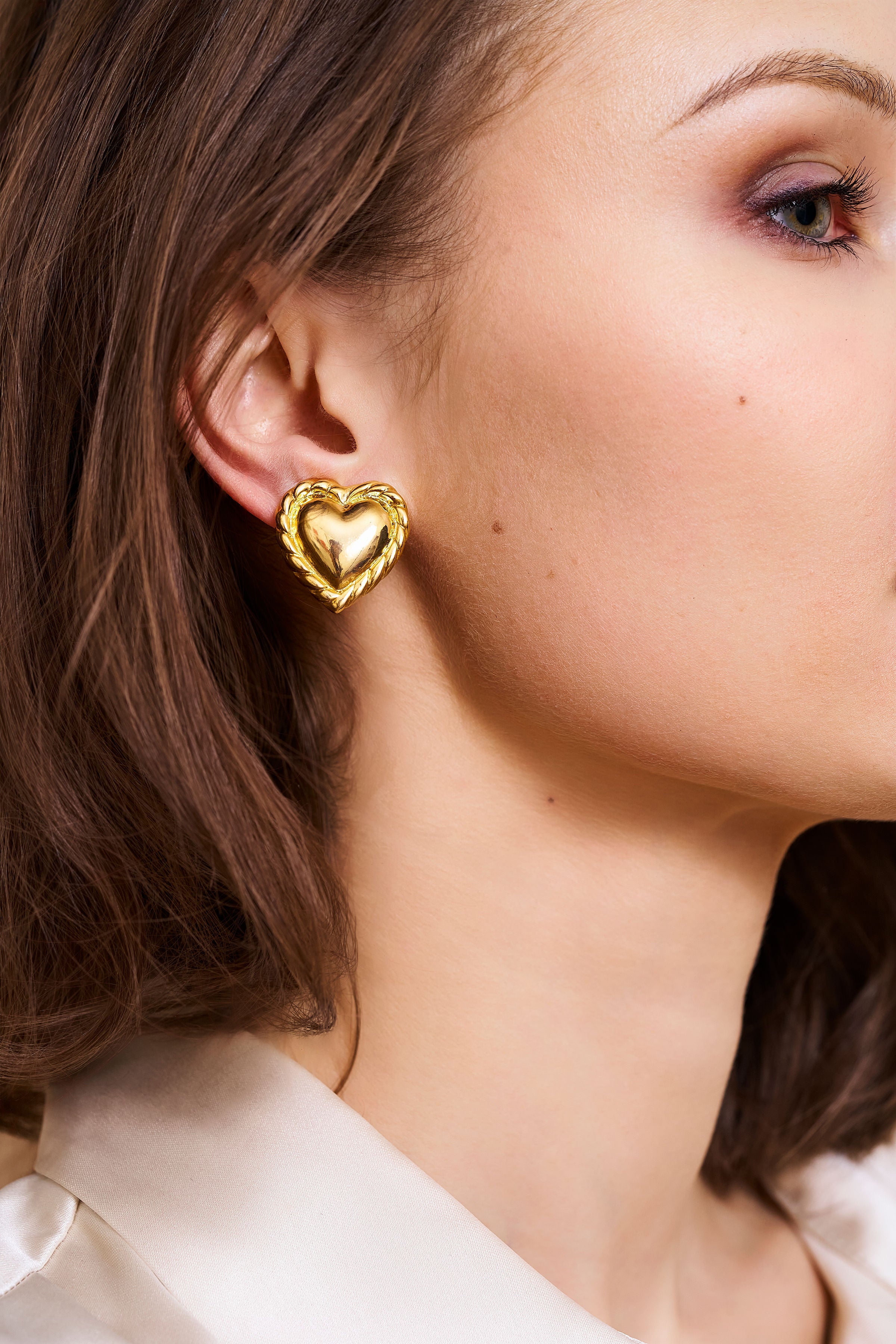 Polished Gold Heart Clip Earring