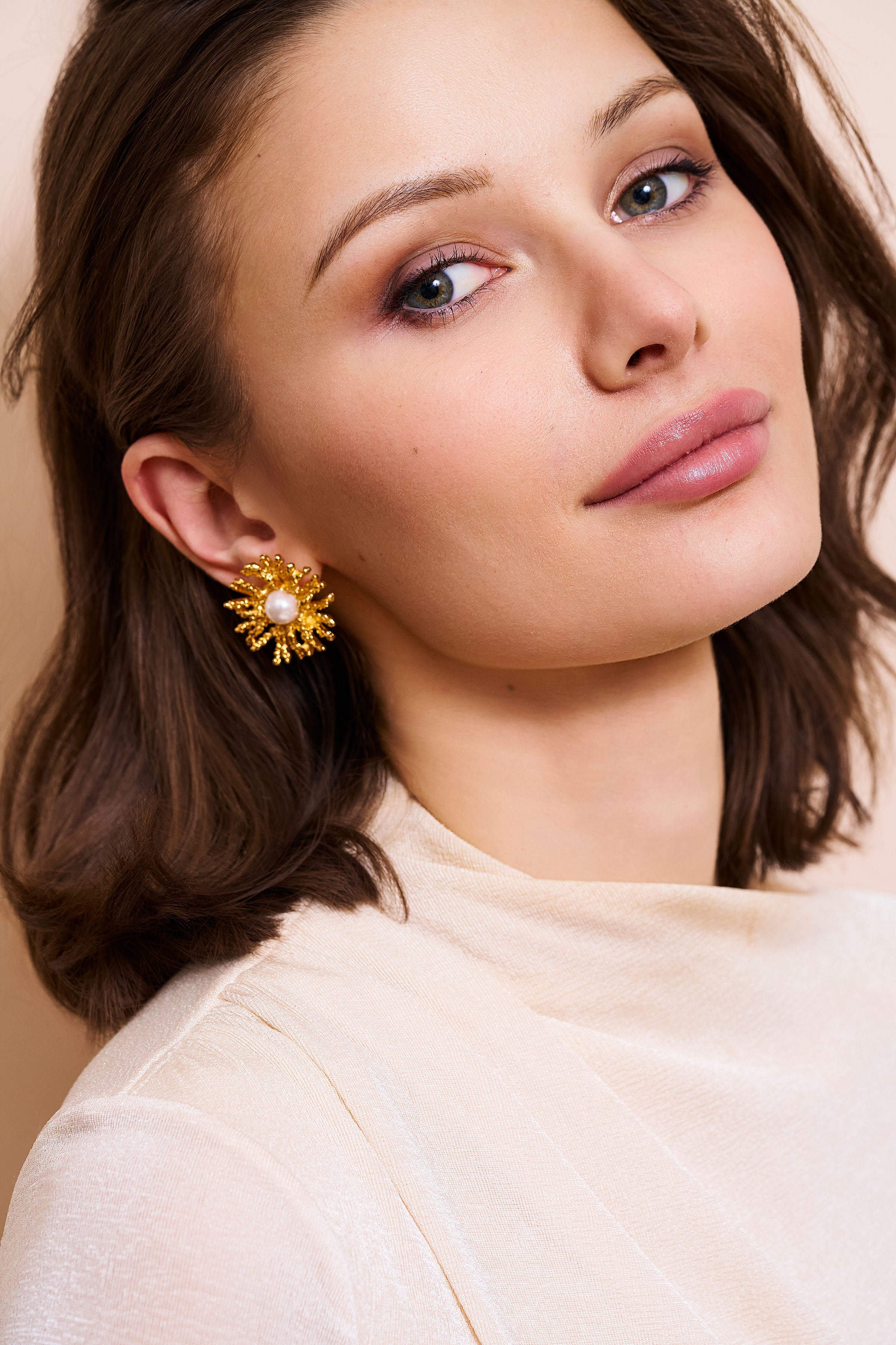 Coral Reef Pierced Earrings - Gold Pearl