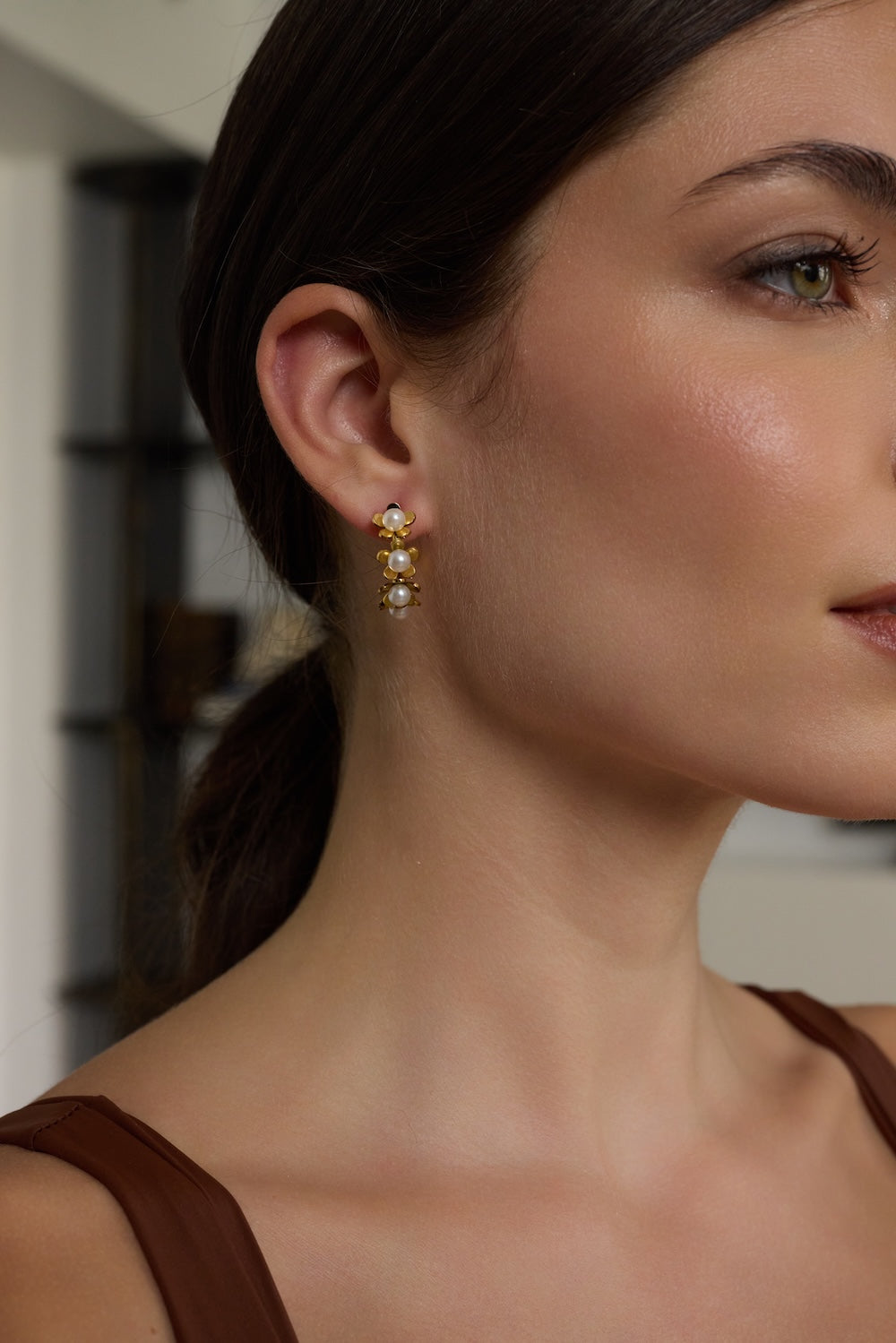 Gold Hoop Earrings with Pearl Flowers