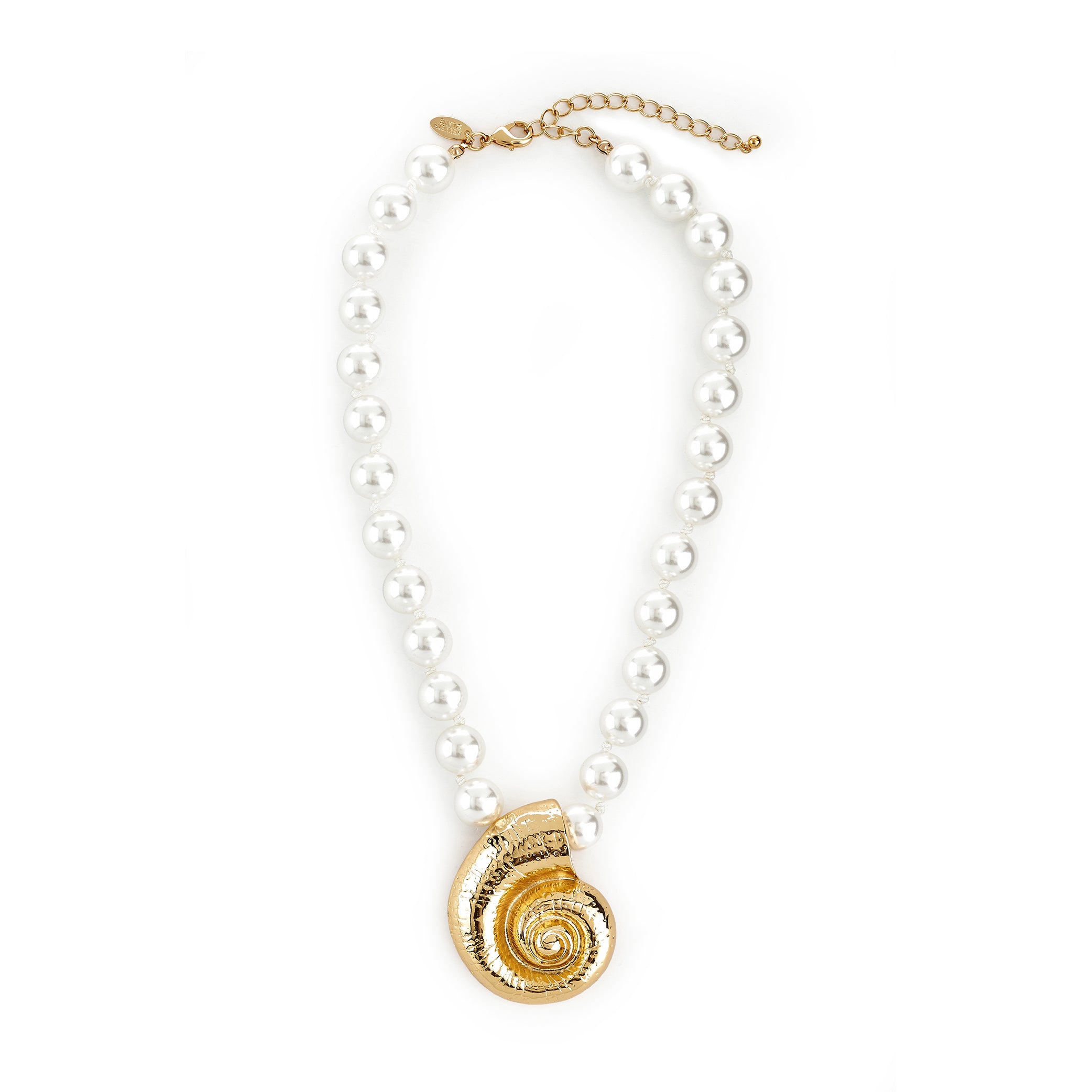 Seashell Pendant Pearl Necklace