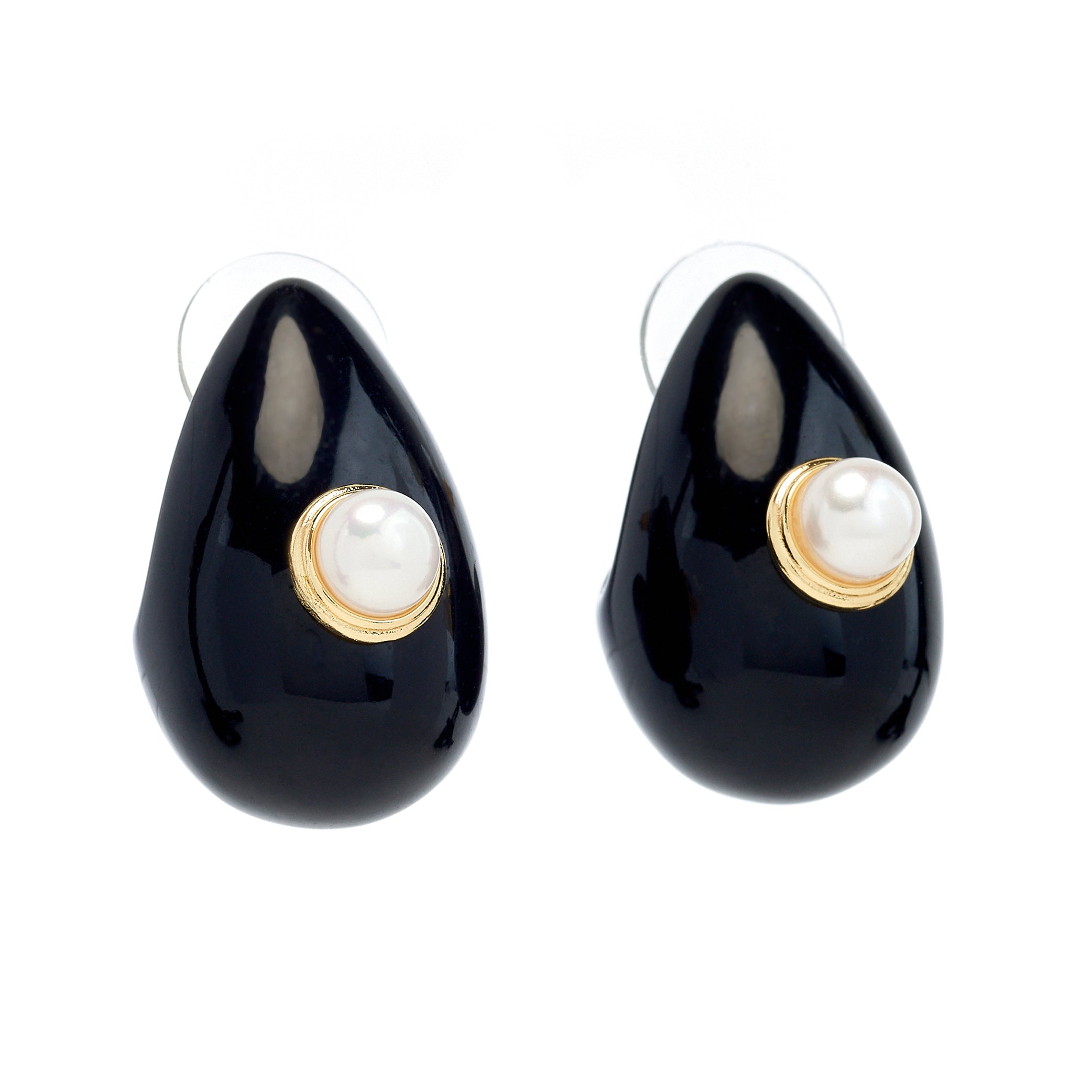 Black Teardrop Pierced Earrings