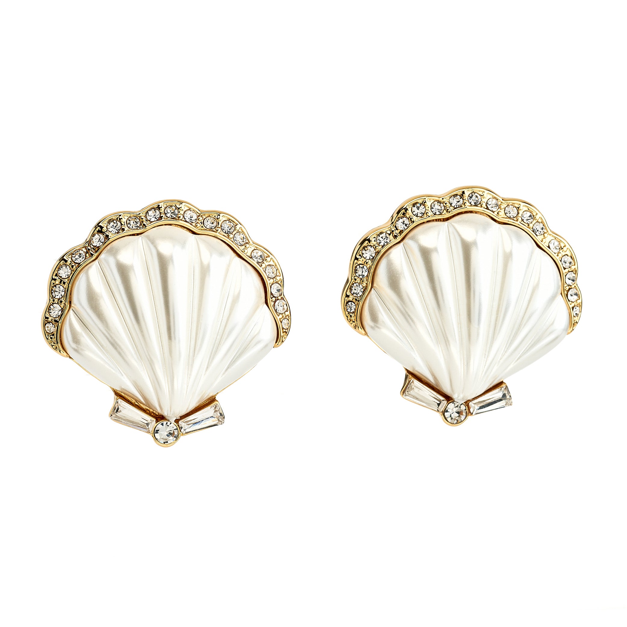 Pearl Scallop Shell Clip Earring