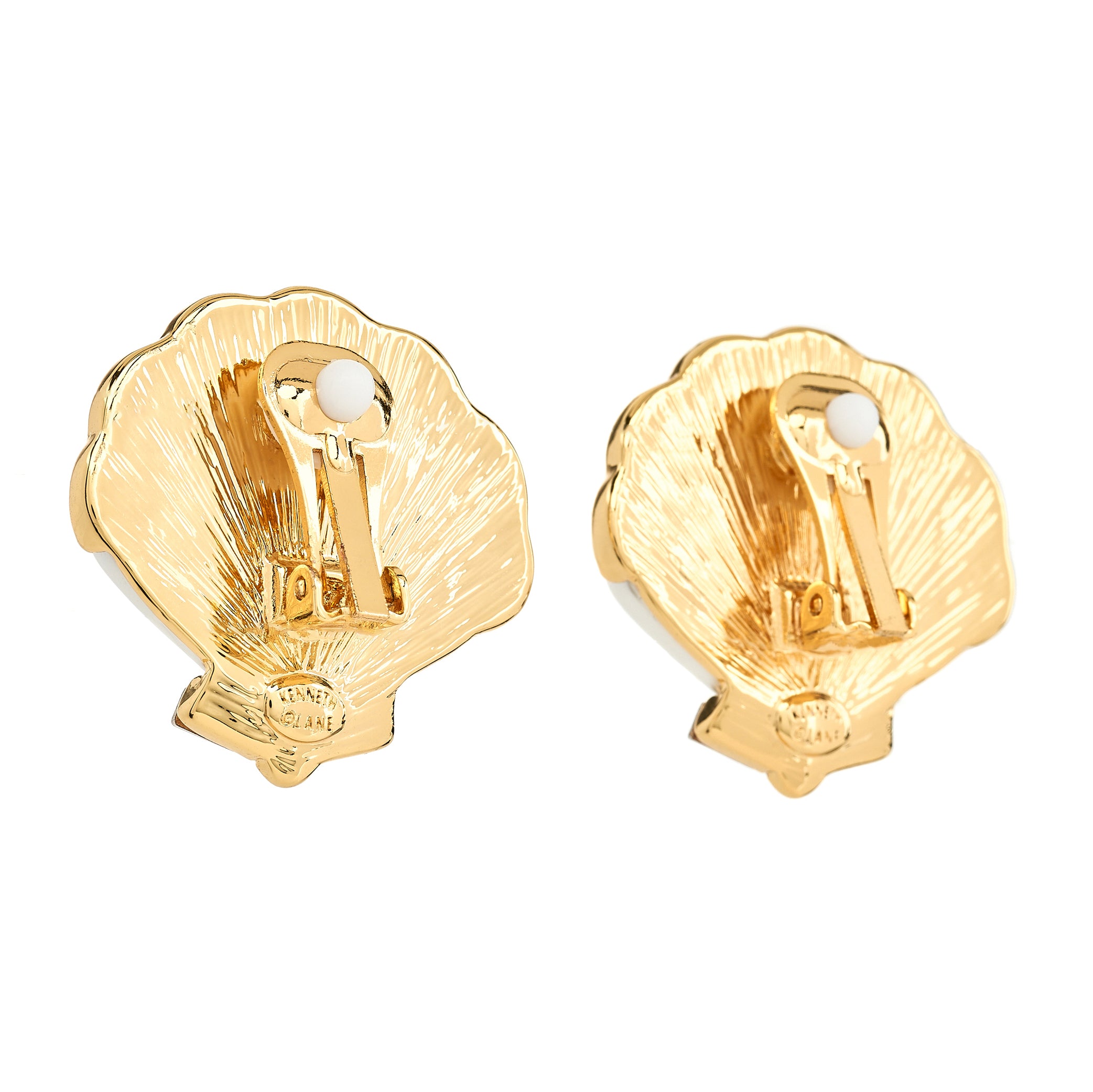 Pearl Scallop Shell Clip Earring