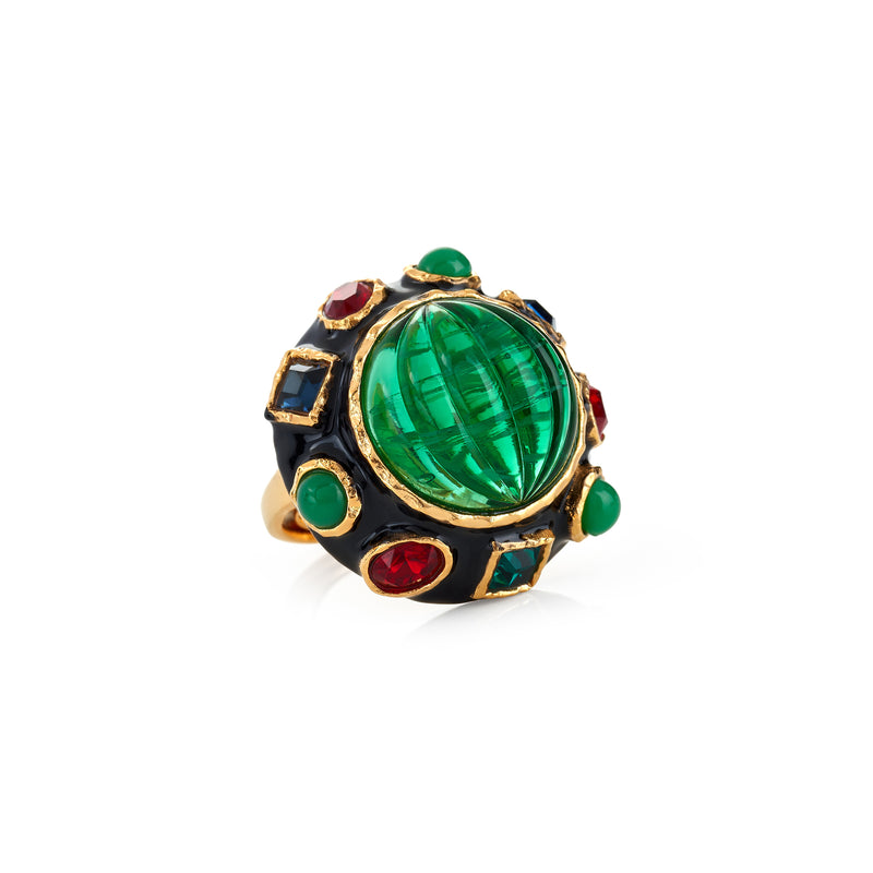 Ribbed Emerald Center Button Ring