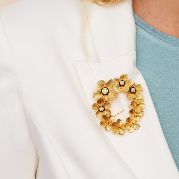 Graduated Gold & Pearl Flower Pin