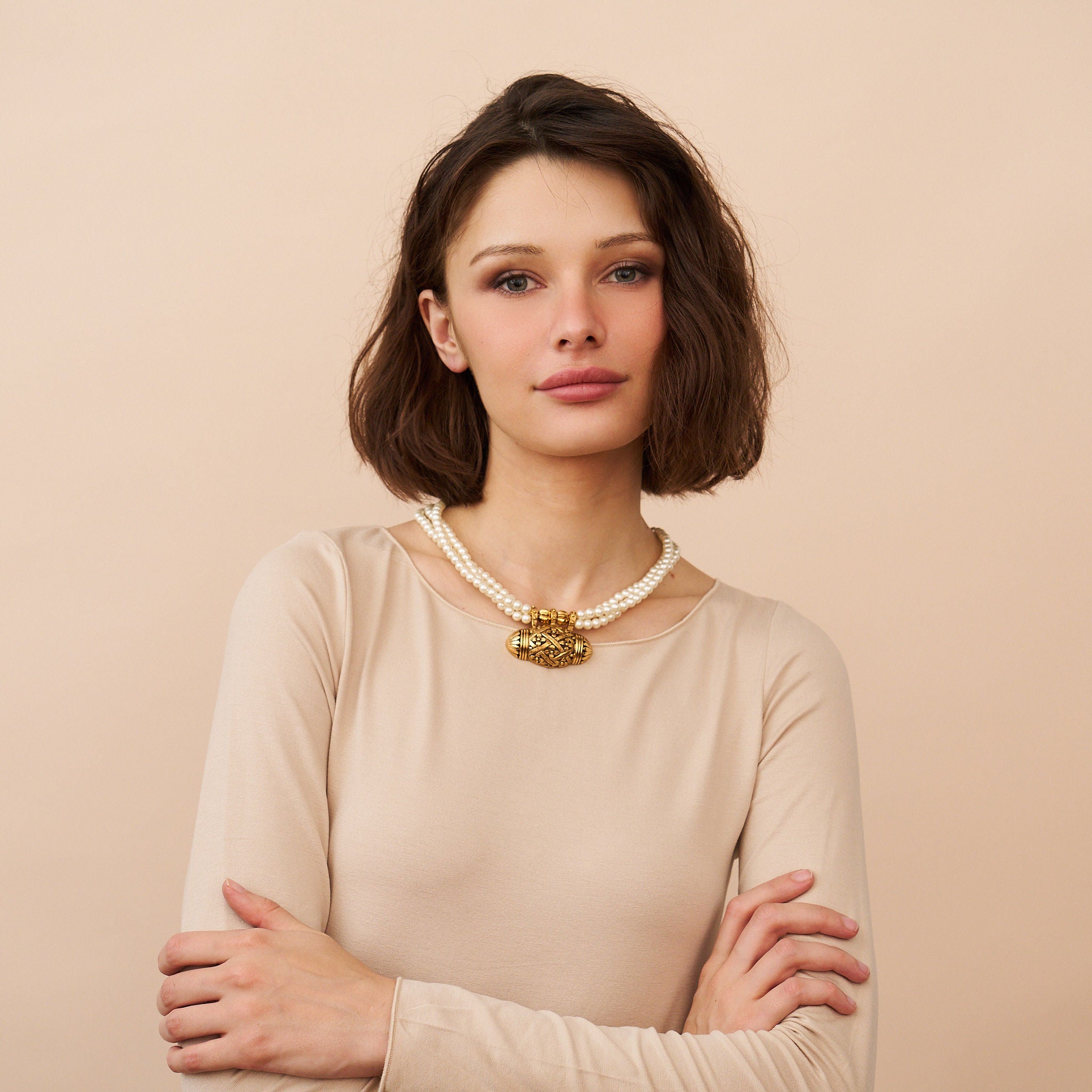 Pearl and Gold Pendant Necklace