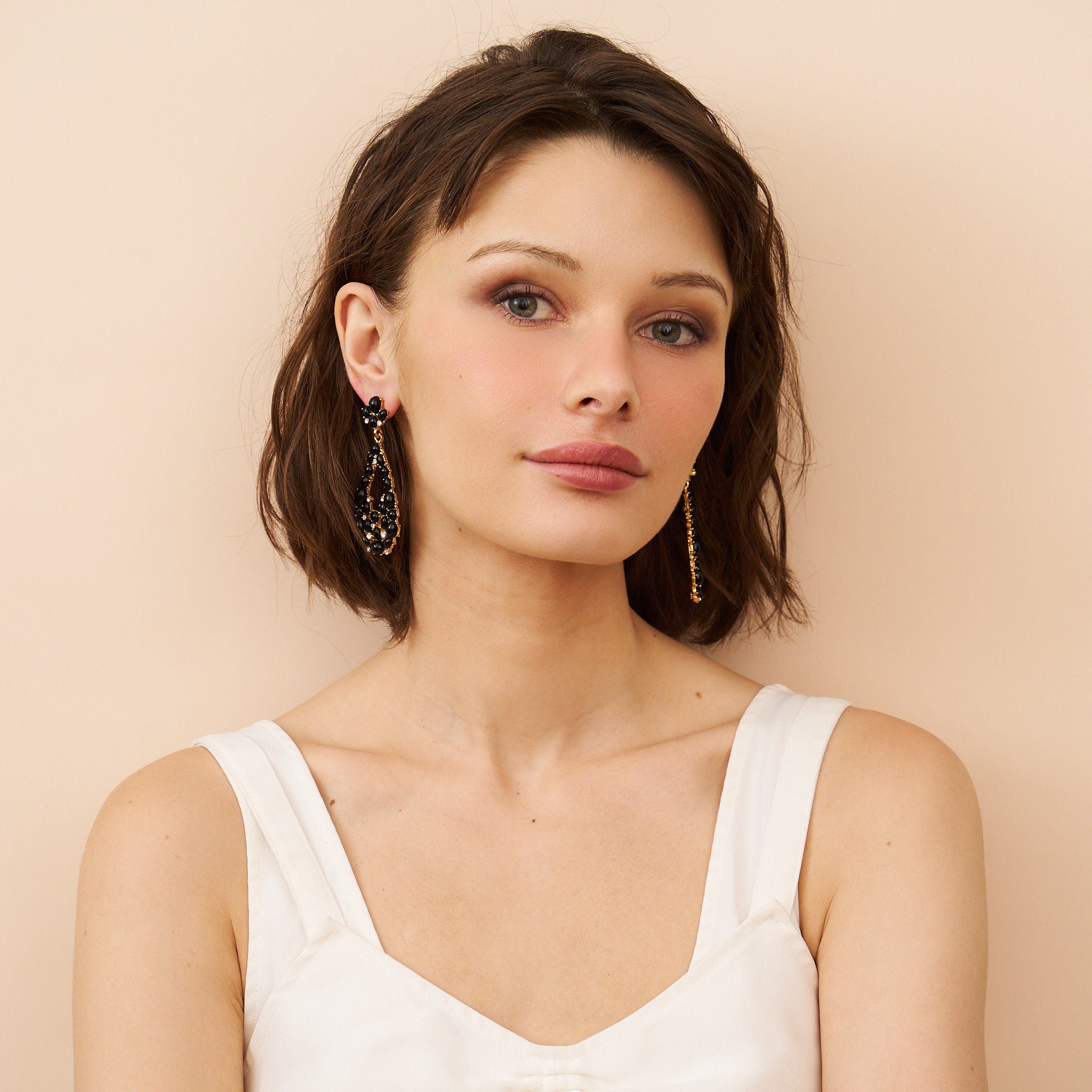 Black Cabochon Teardrop Pierced Earrings