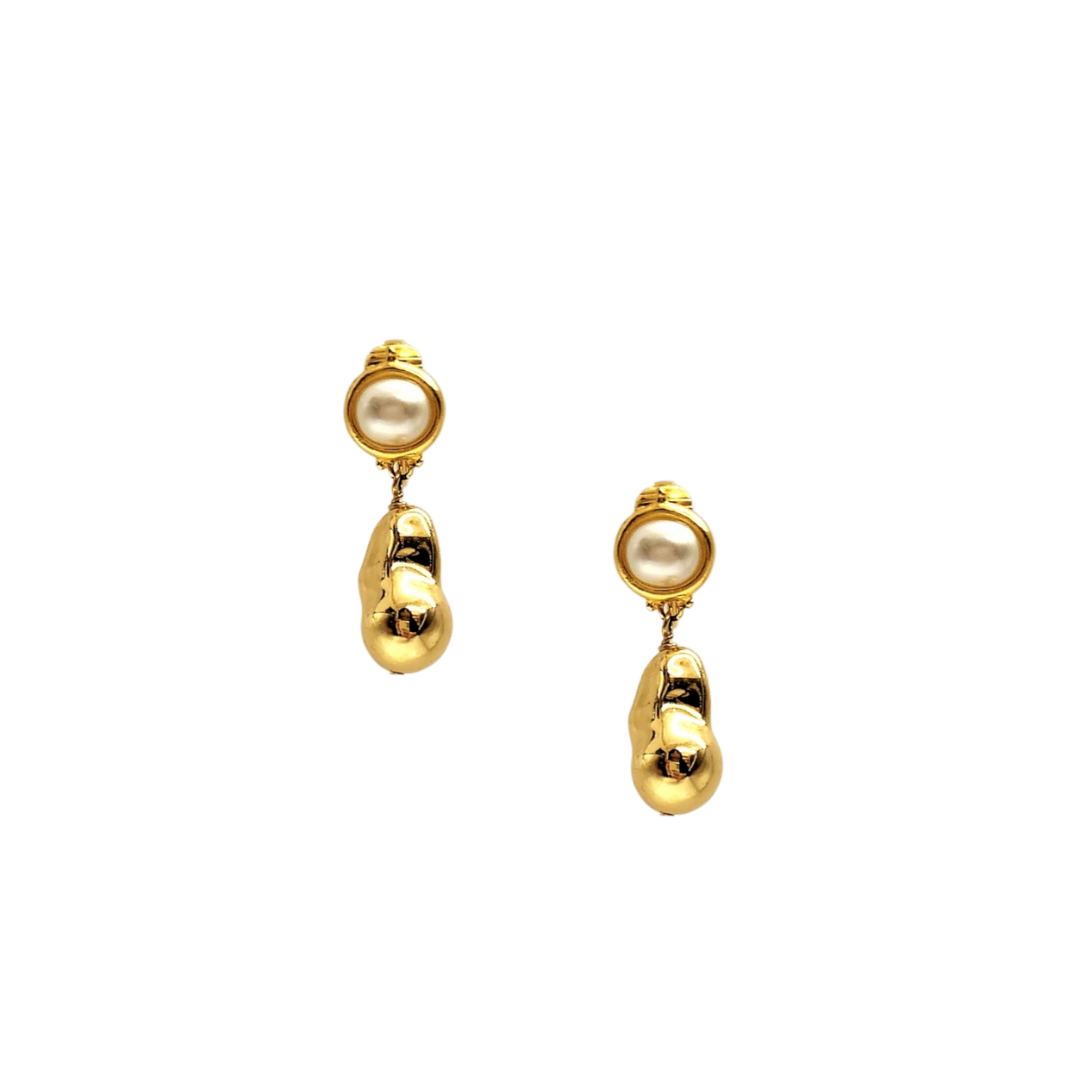 Gold Nugget and Pearl Cabochon Clip Earring