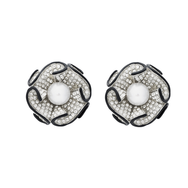 Pearl Center Flower Clip Earrings