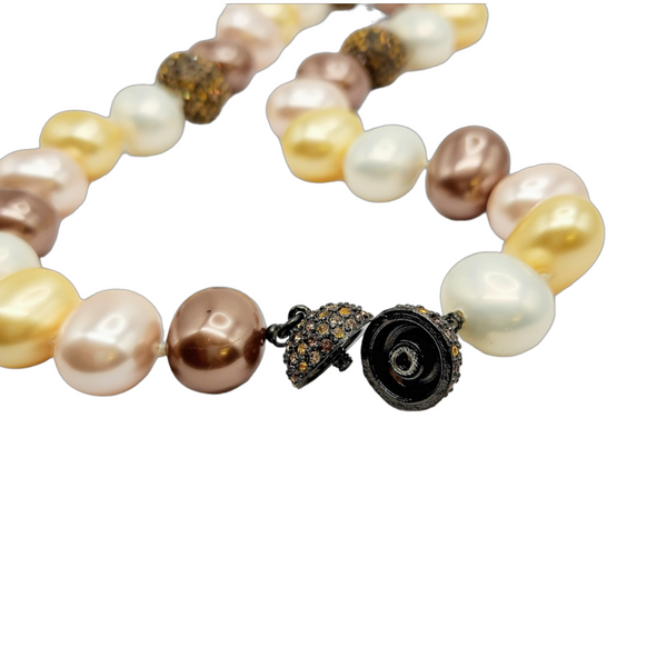Vintage Multicolored Pearl Necklace