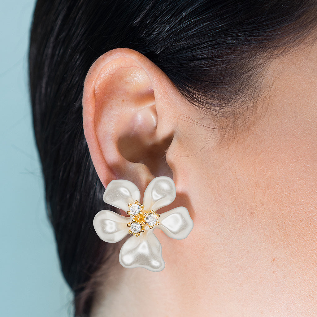 White Pearl Flower Clip Earrings