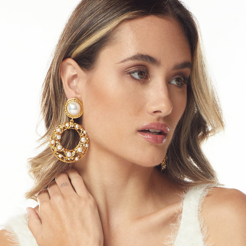 Pearl & Crystal Drop Clip Earrings Timeless and Refined Jewelry Kenneth Jay Lane Statement Earrings Lustrous Pearl Embellishments Shimmering Crystal Accents Comfortable Clip-On Earrings Versatile Sophisticated Accessories Classic and Elegant Earrings Gift for Elegance Enthusiasts Dazzling Pearl and Crystal Earrings