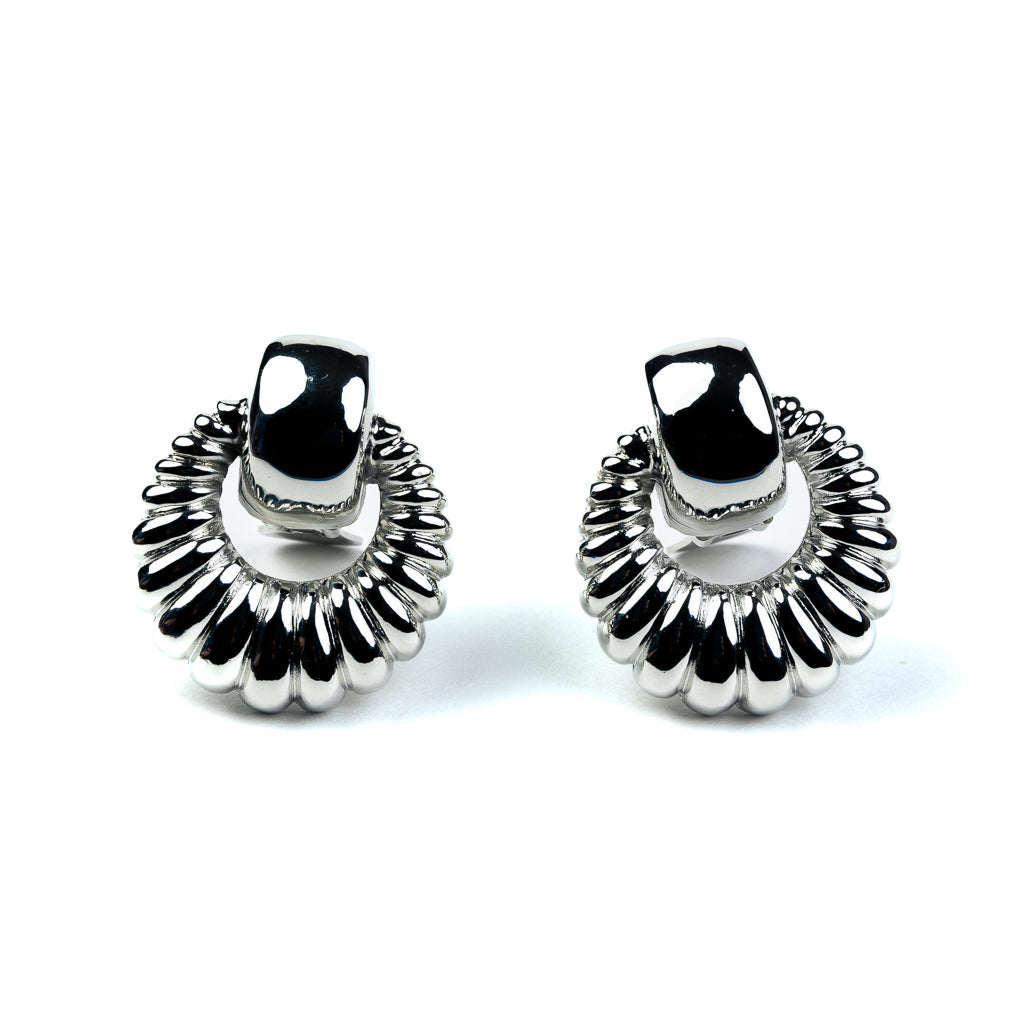 Polished Silver Ribbed Door Knocker Clip Earrings