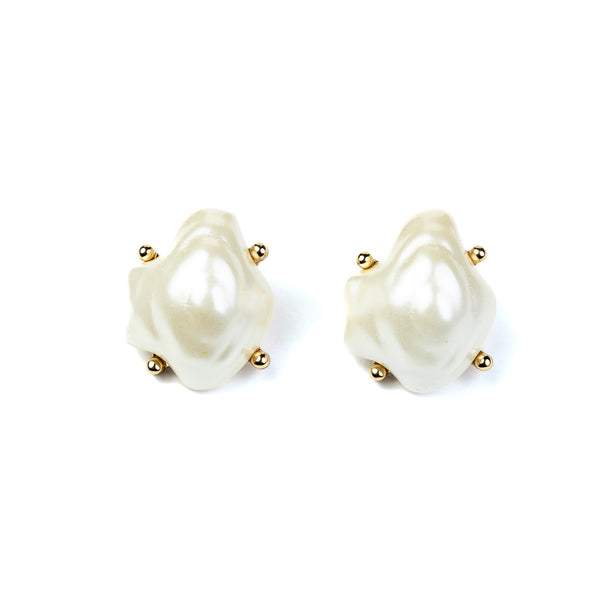 Polished Gold and White Baroque Pearl Earrings
