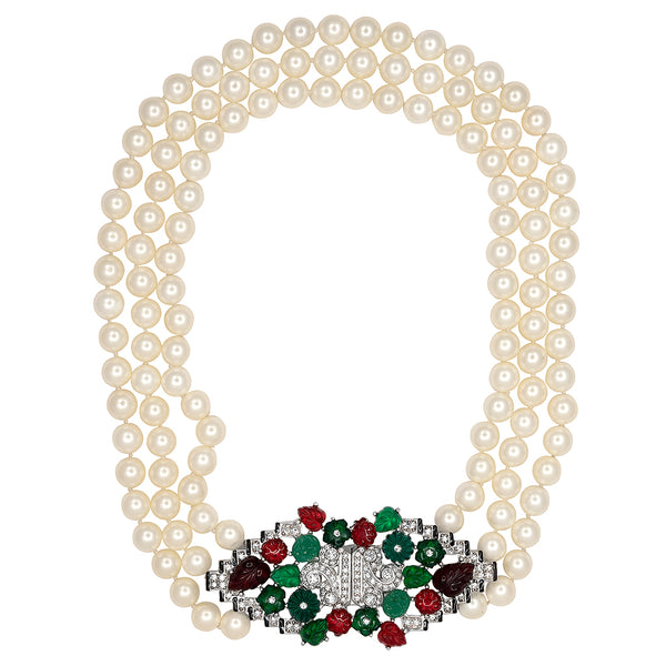 Pearl Deco Clasp Necklace