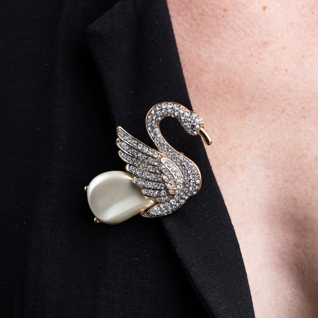 Rhinestone and Pearl Swan Pin