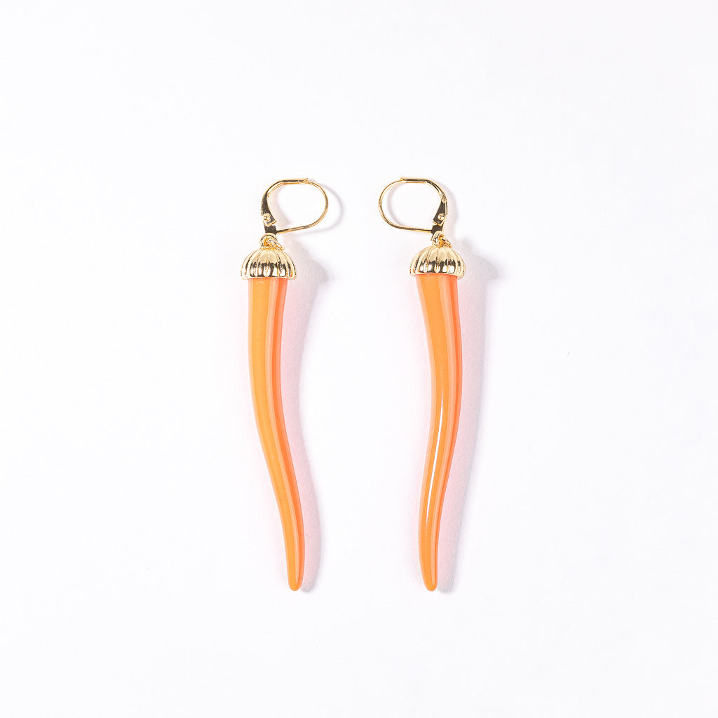 Light Coral Pepper Gold Wire Earring