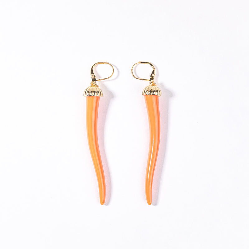 Light Coral Pepper Gold Wire Earring