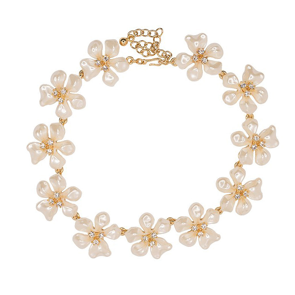 White Pearl Flower Necklace